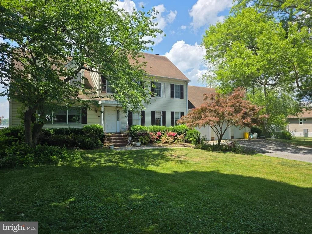 Photo of 145 EDGEWATER DRIVE