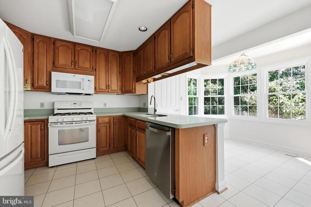 Photo of 2417 BEAR DEN ROAD