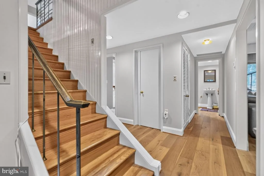 Photo of 1118 ORCHARD WAY