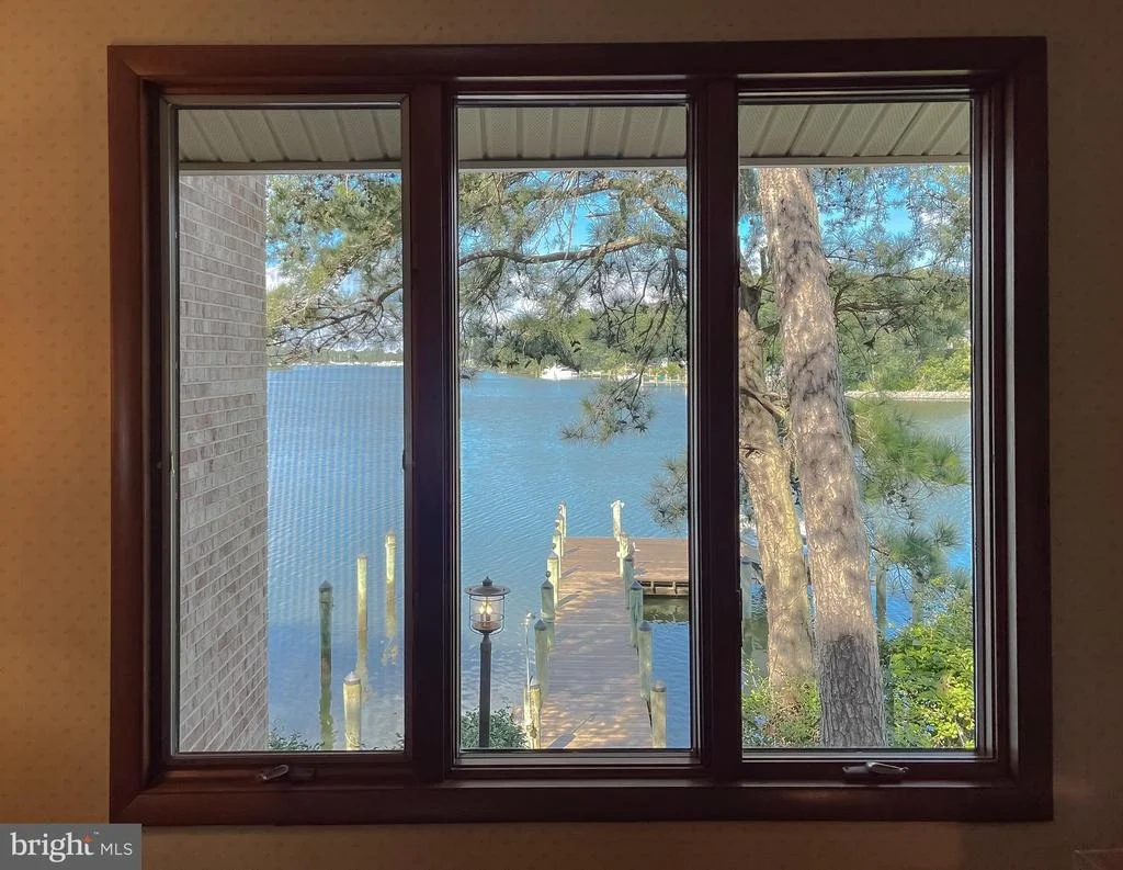 Photo of 222 HARBOR DRIVE