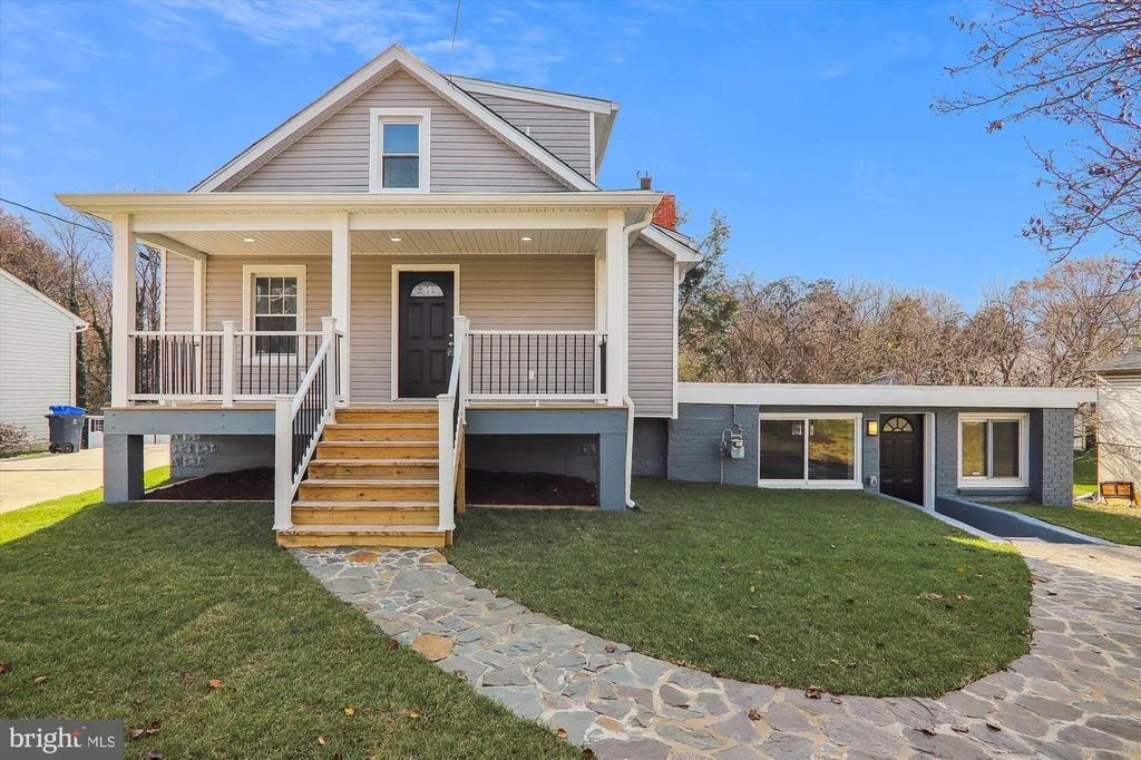 Photo of 7901 DARCY ROAD