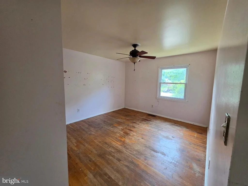 Photo of 12100 CHESTERTON DRIVE
