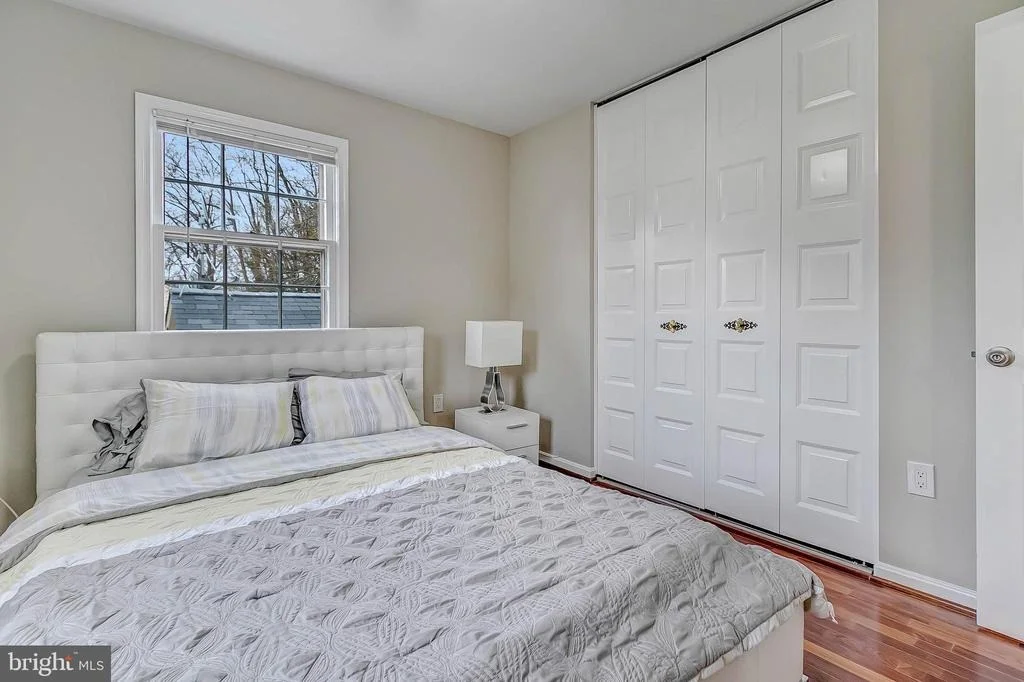Photo of 2608 VILLAGE LANE