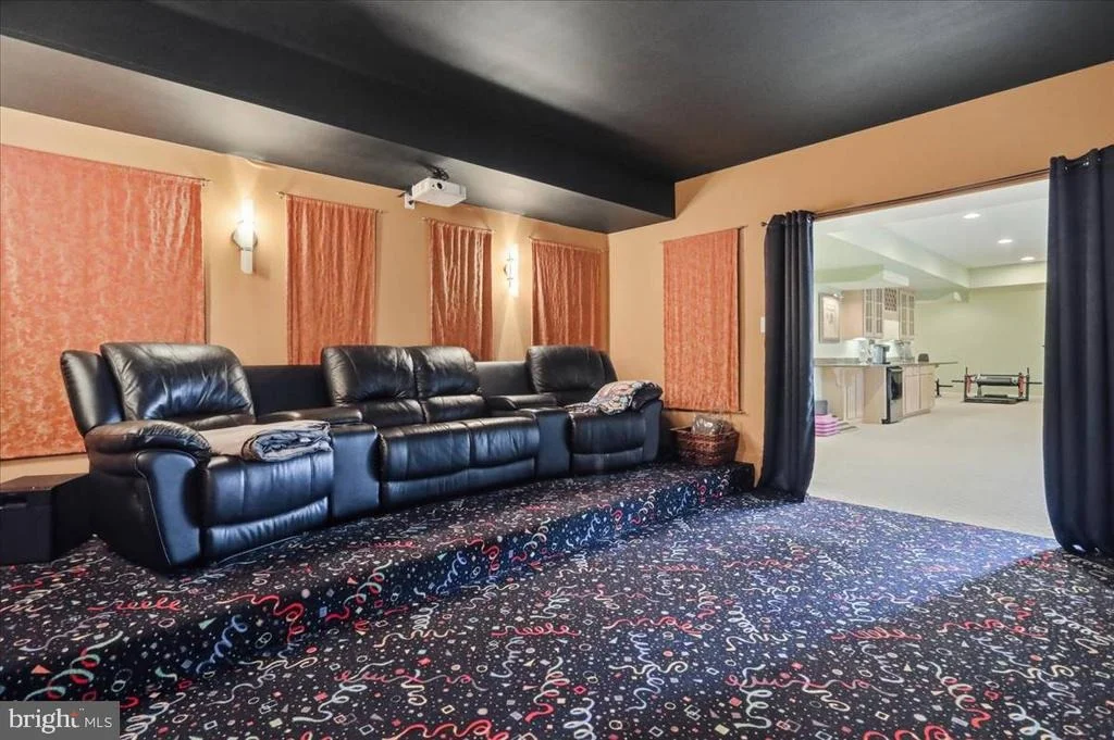 Photo of 17 RIVANNA RUN