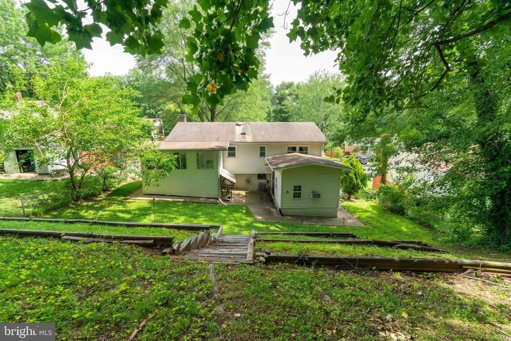 Photo of 14802 DYER DRIVE