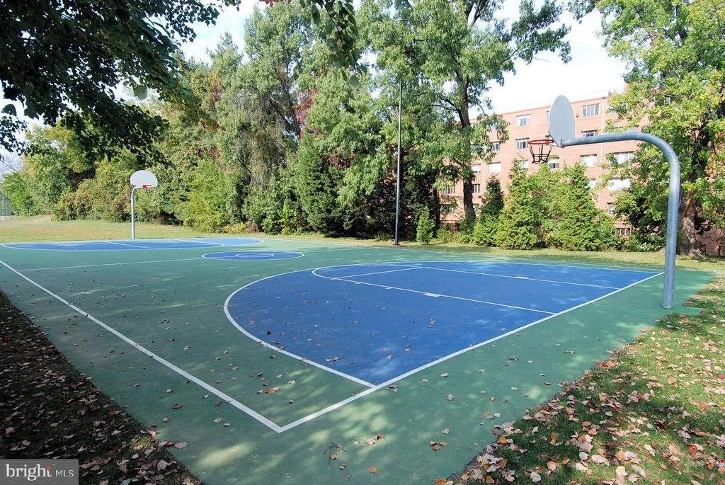 Photo of 1805 CHAPEL HILL ROAD