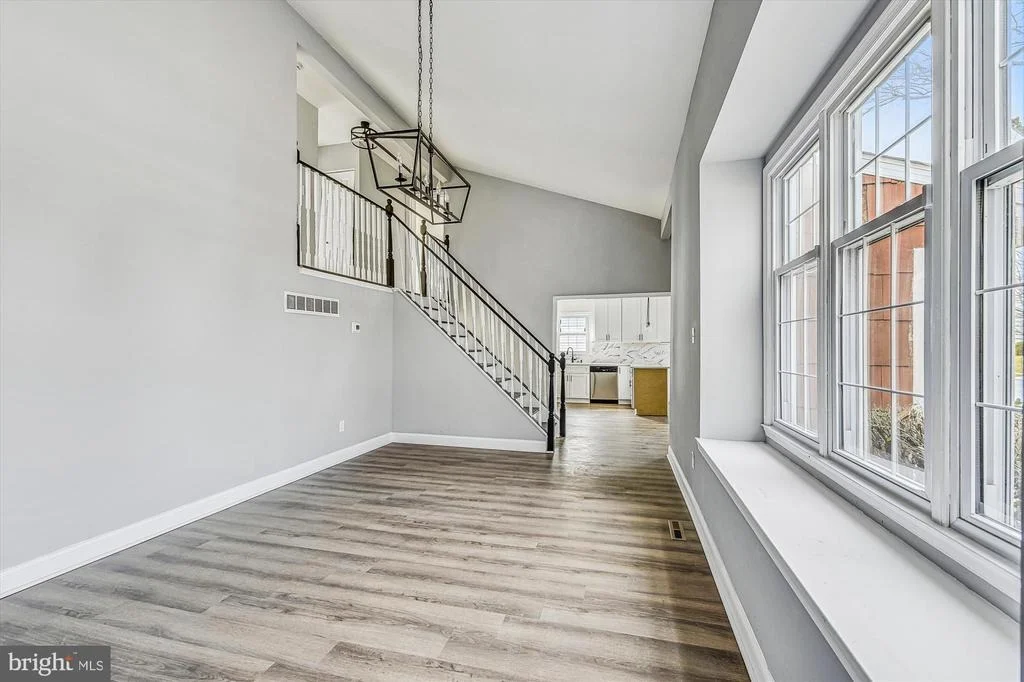 Photo of 9131 KILBRIDE ROAD