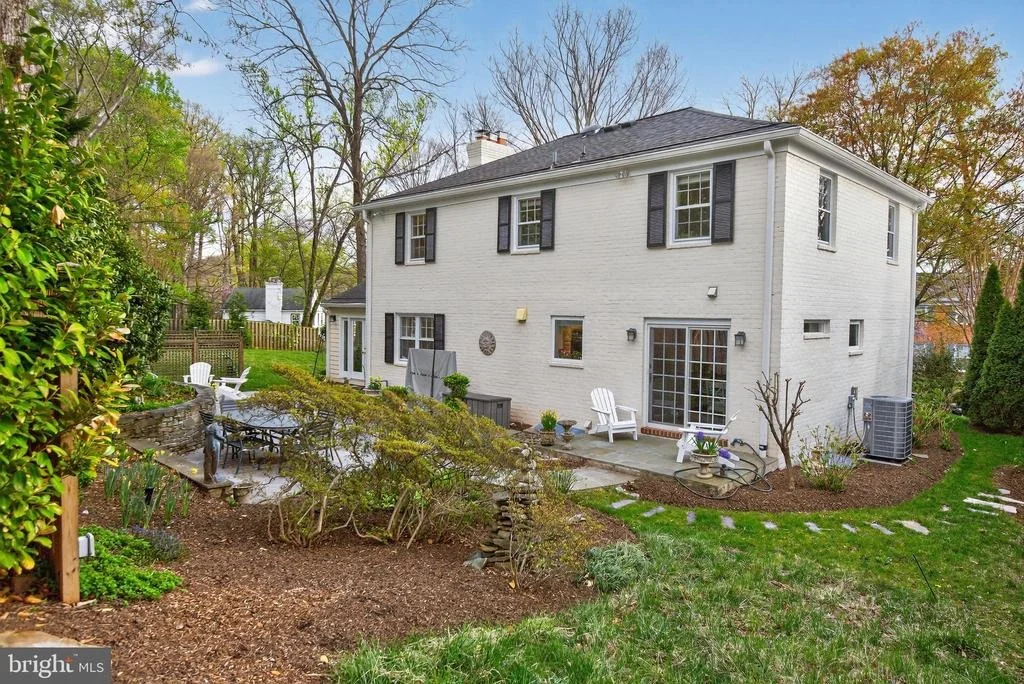 Photo of 6309 KENHOWE DRIVE
