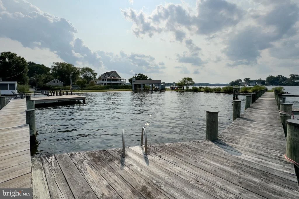 Photo of 208 EDGEWATER DRIVE