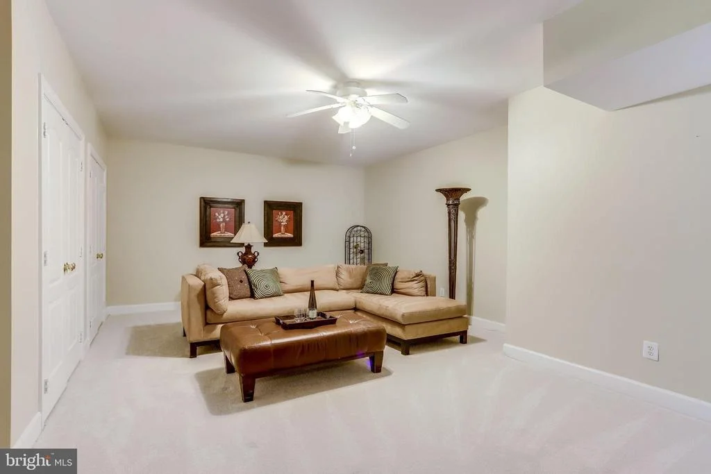 Photo of 12014 CREEKBEND DRIVE