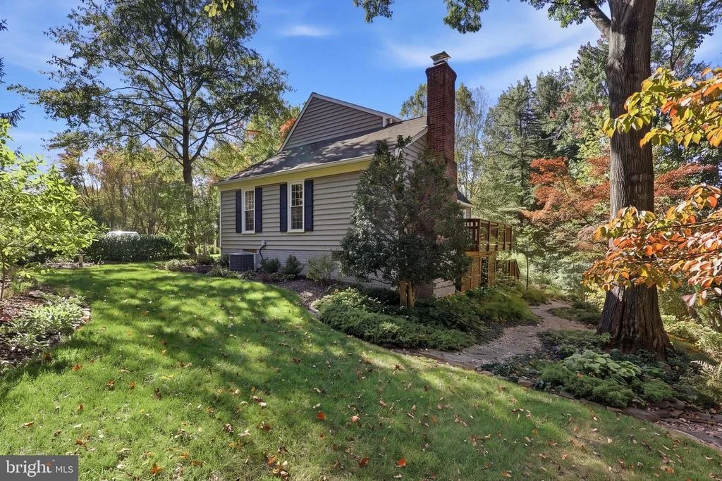 Photo of 11800 BRIAR MILL LANE