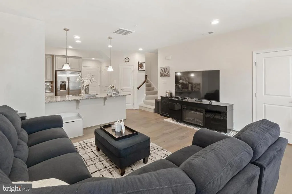 Photo of 6415 ALAN LINTON BOULEVARD E