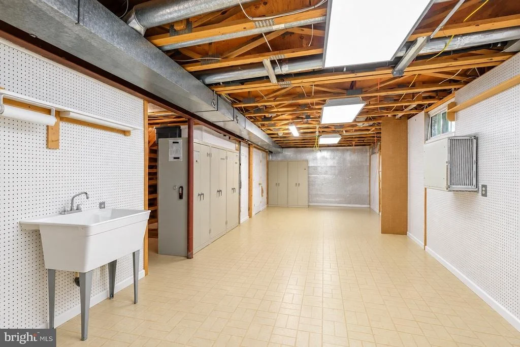 Photo of 118 SUMMIT HALL ROAD