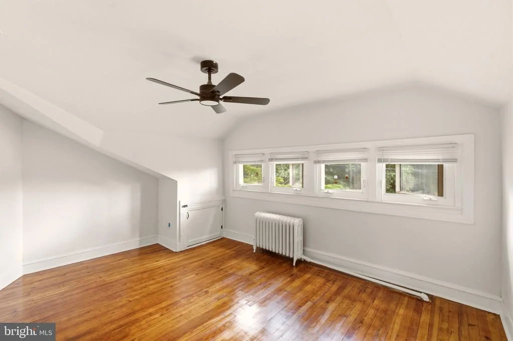 Photo of 620 ERIAL ROAD