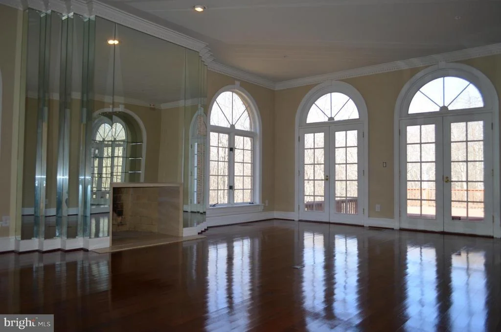 Photo of 812 GREAT CUMBERLAND ROAD
