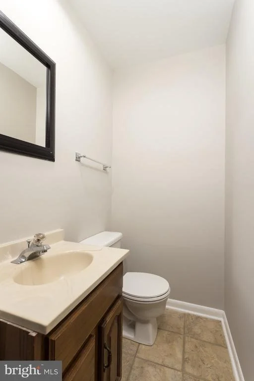 Photo of 805 ROLLING RIDGE DRIVE