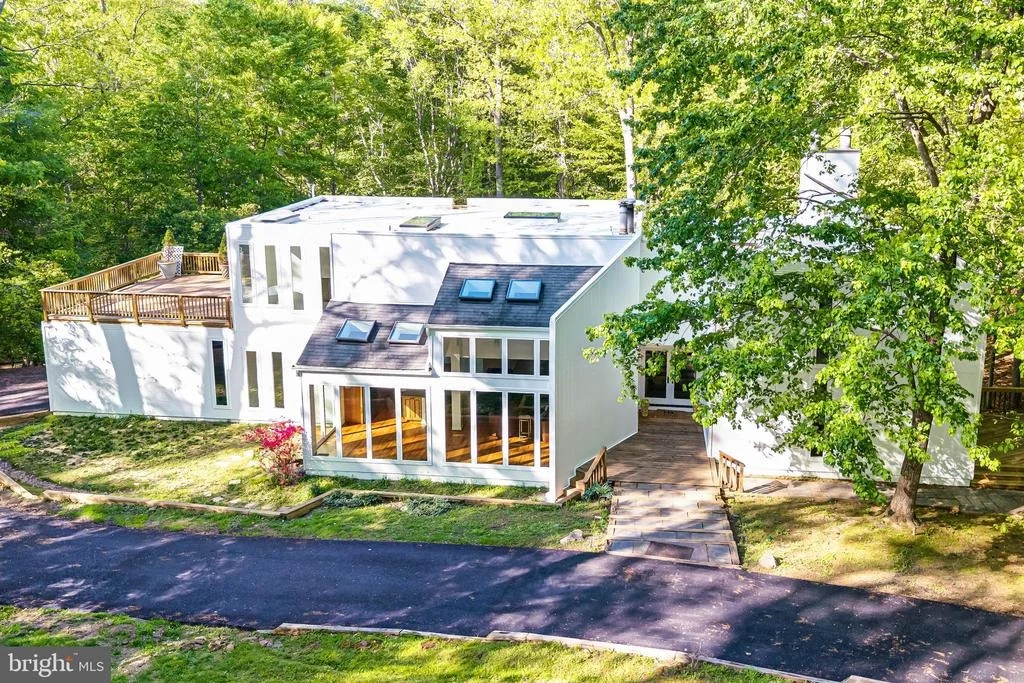 Photo of 125 EAGLES MERE ROAD