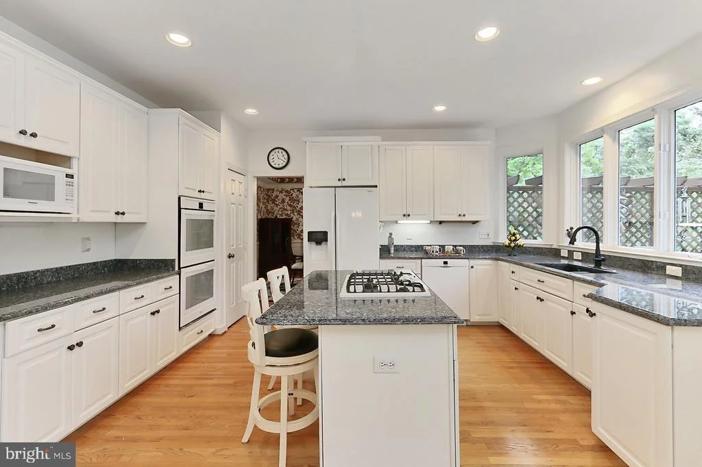 Photo of 8265 PRIVATE LANE