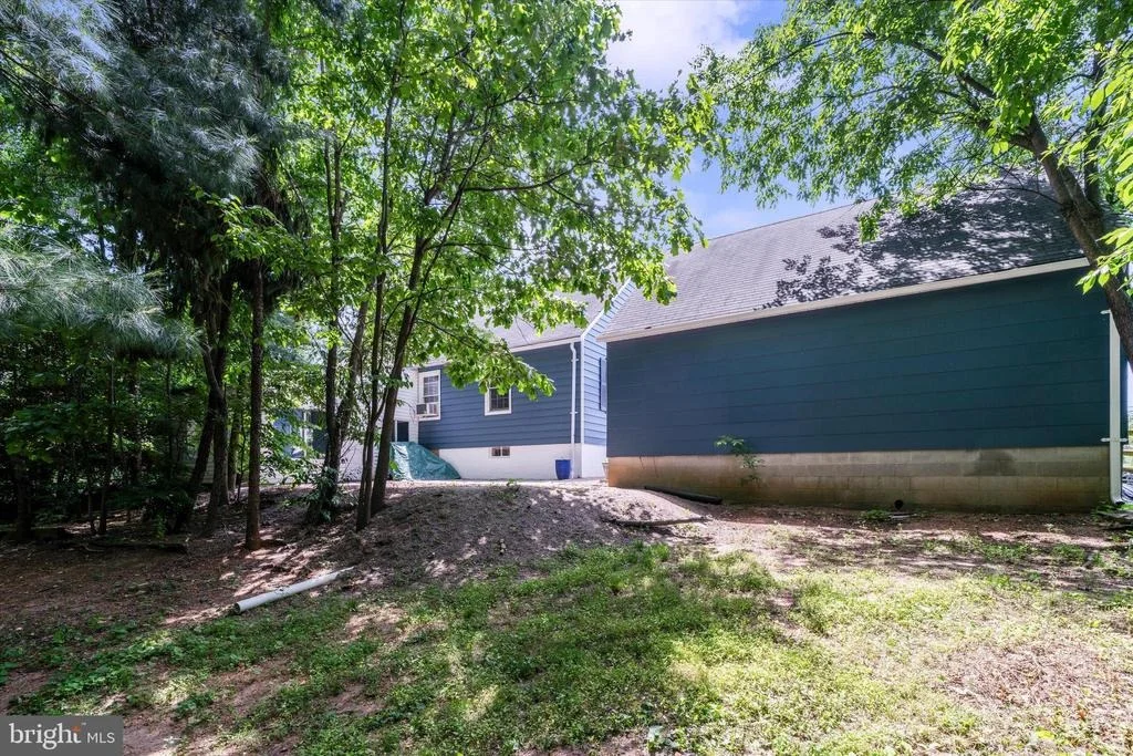 Photo of 5521 WATERLOO ROAD