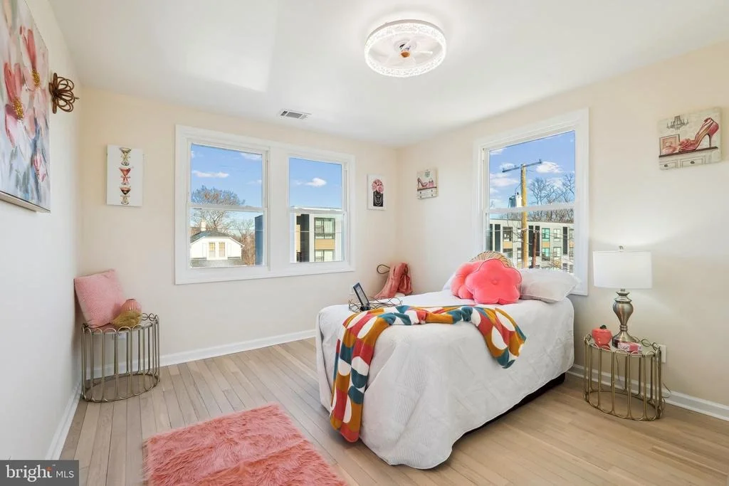 Photo of 2528 ELVANS ROAD SE