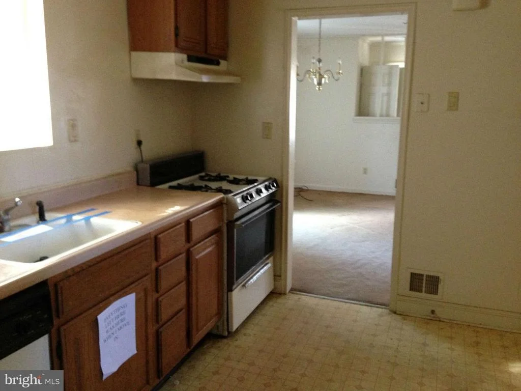 Photo of 915 PATTON DRIVE