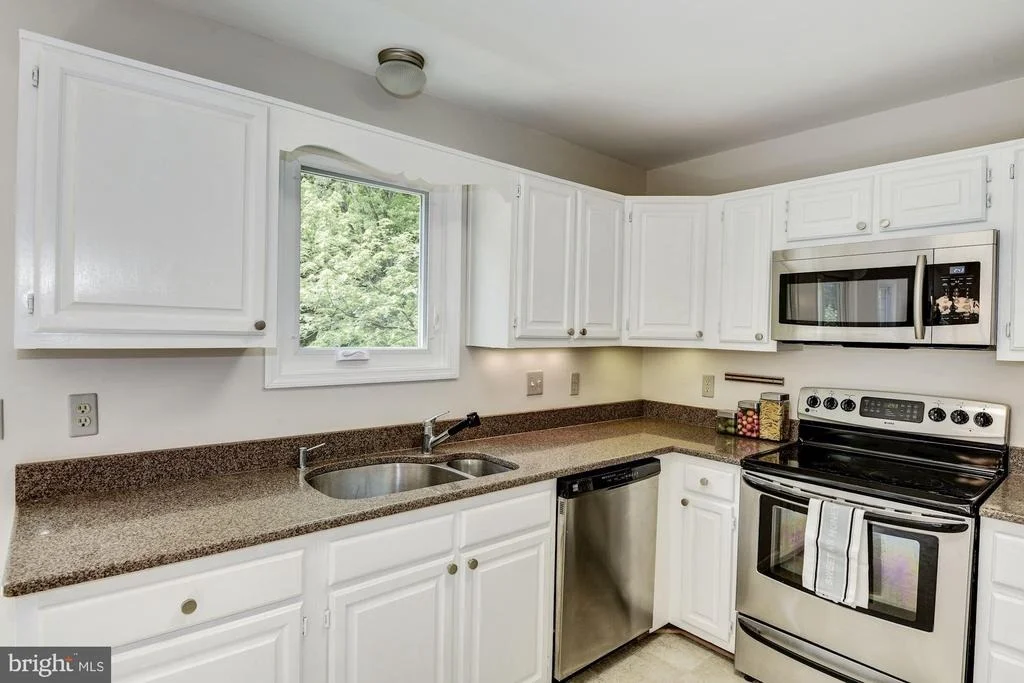 Photo of 1313 CROCKETT LANE