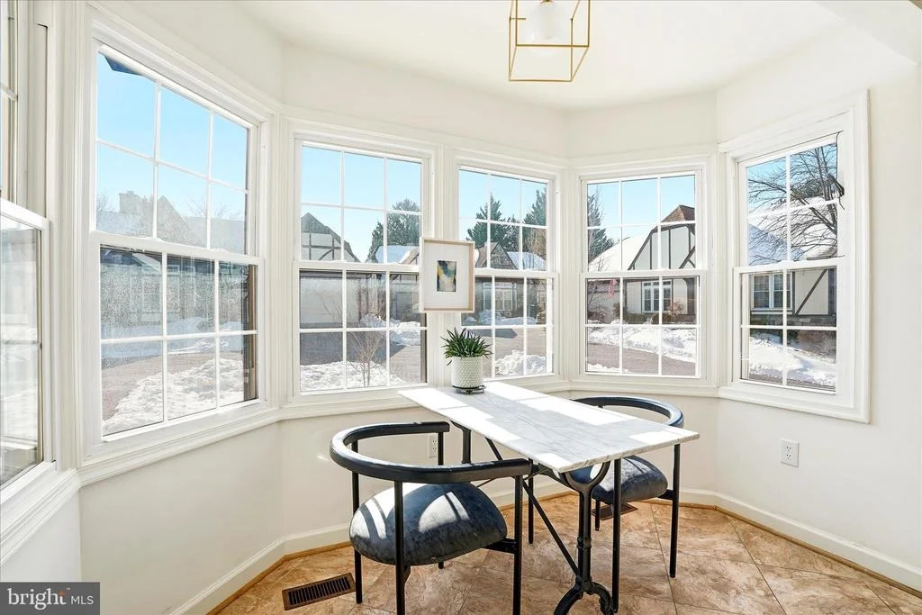 Photo of 2379 BEAR DEN ROAD