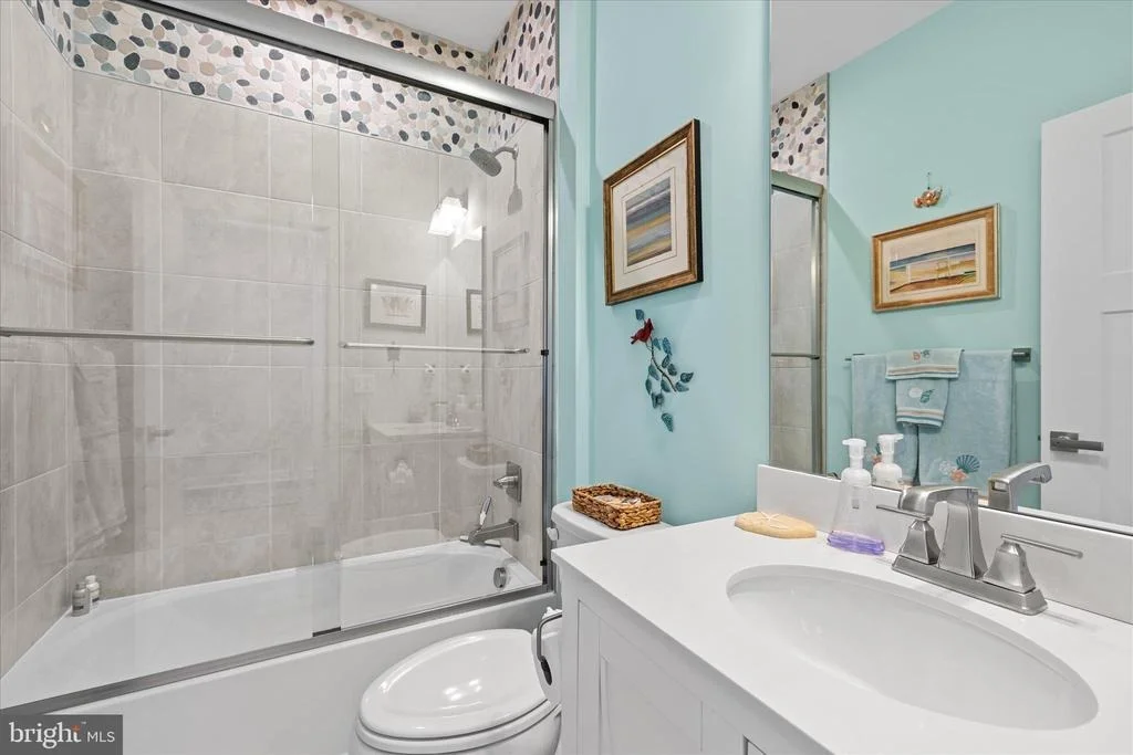Photo of 37333 KESTREL WAY