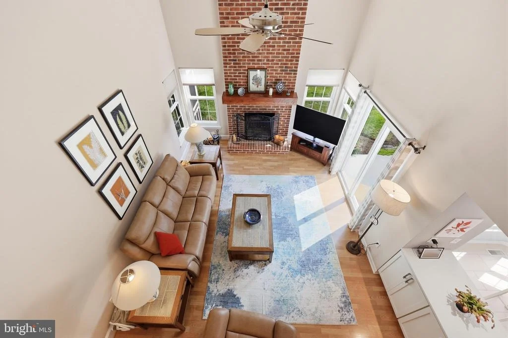Photo of 6913 SOVEREIGN PLACE