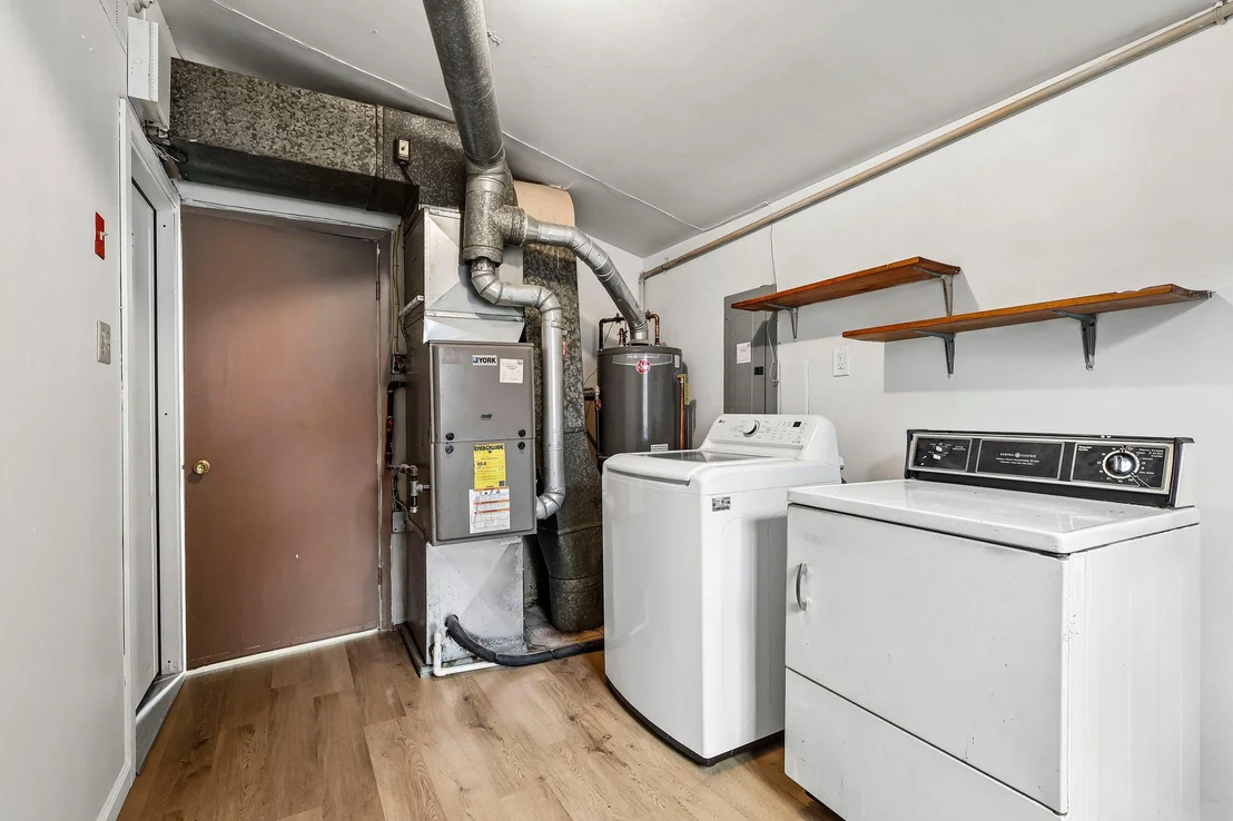 Photo of 86 E RIVER DRIVE