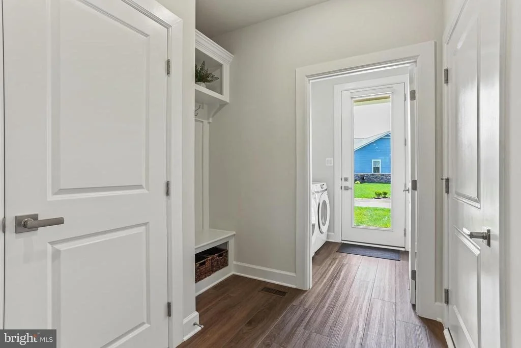 Photo of 384 CROWN POINT DRIVE