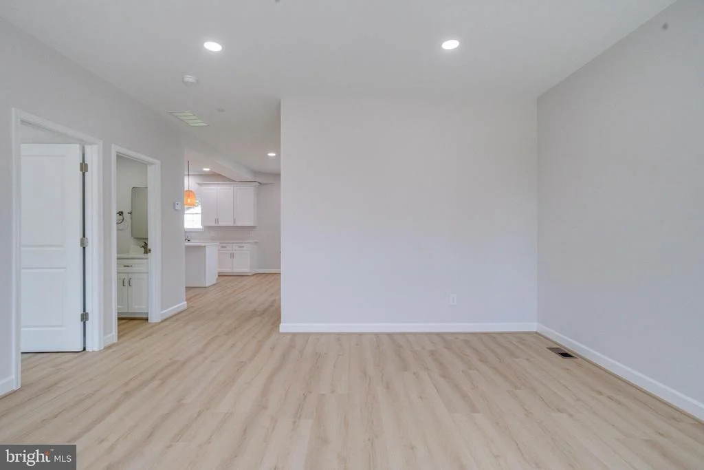 Photo of 7547 BATTLE GROVE CIRCLE