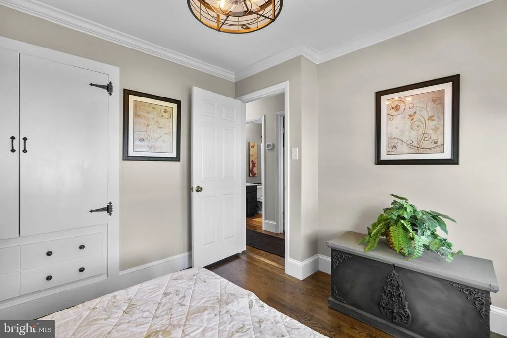 Photo of 804 OLIVE DRIVE