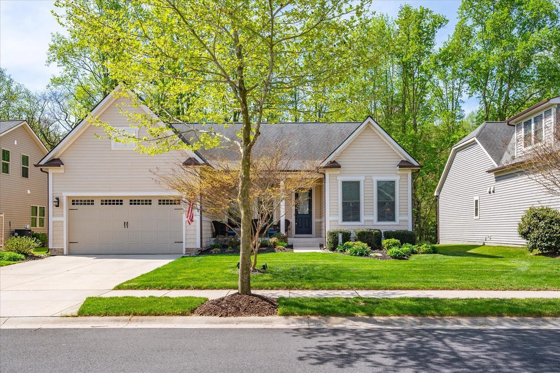 Photo of 30561 SILVERTON ROAD