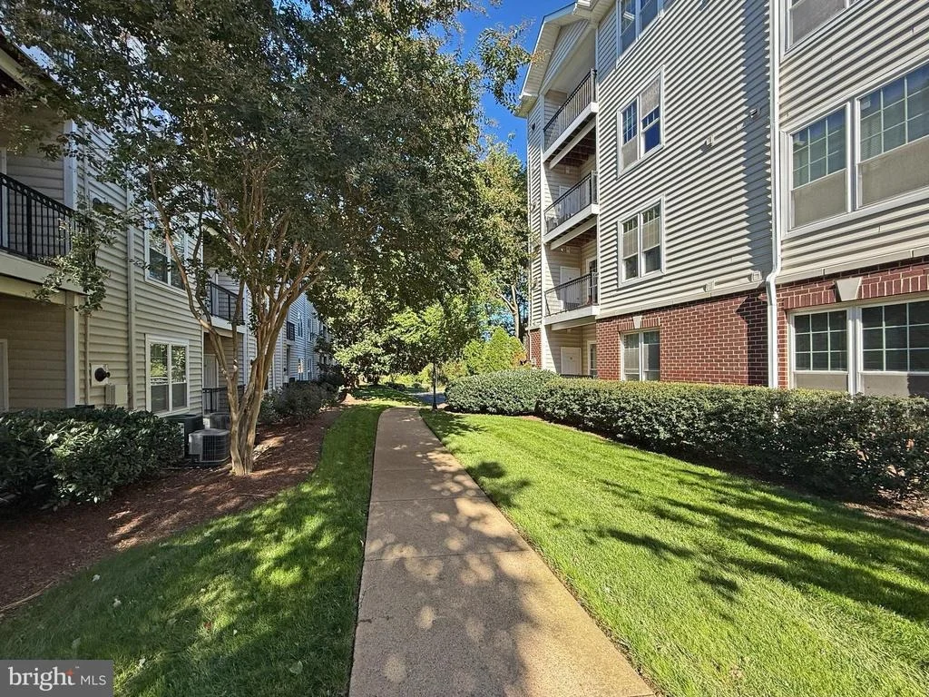 Photo of Unit 1303 at 1601 SPRING GATE DRIVE