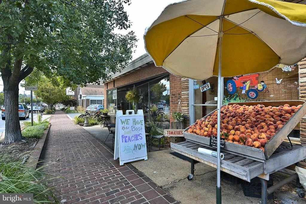 Photo of 8517 ELECTRIC AVE