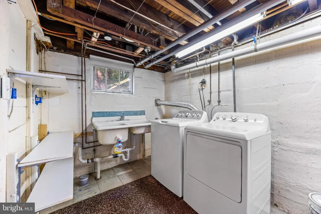 Photo of 1257 CIRCLE DRIVE