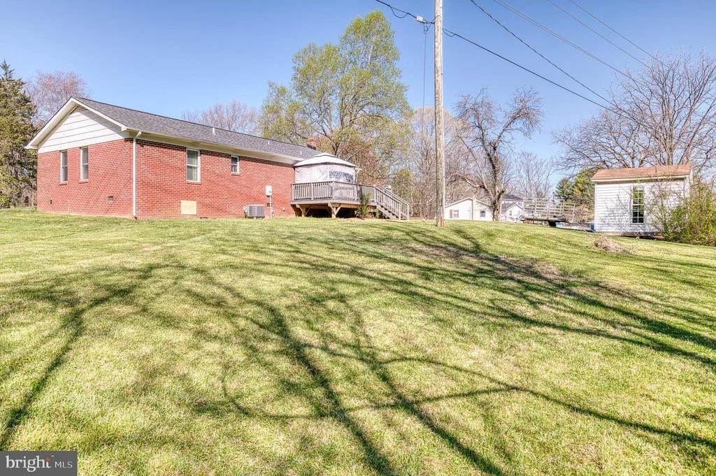 Photo of 10119 JAMESON LANE