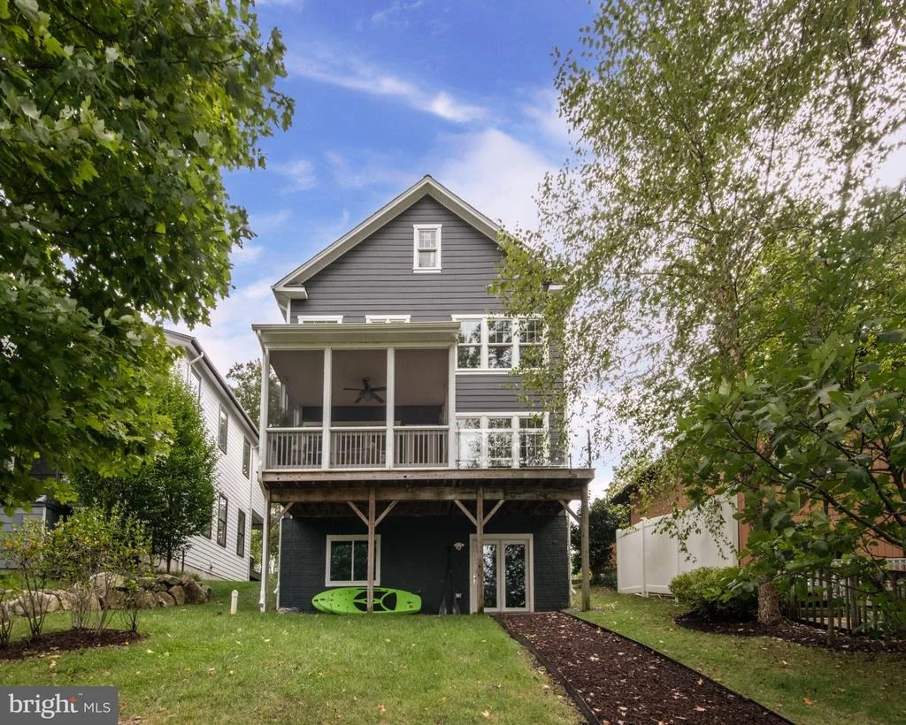 Photo of 108 CRESSTON ROAD