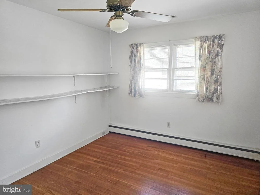 Photo of 105 LAKEVIEW DRIVE