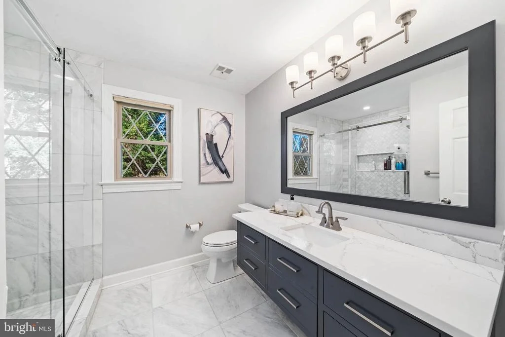 Photo of 15304 WATERGATE ROAD