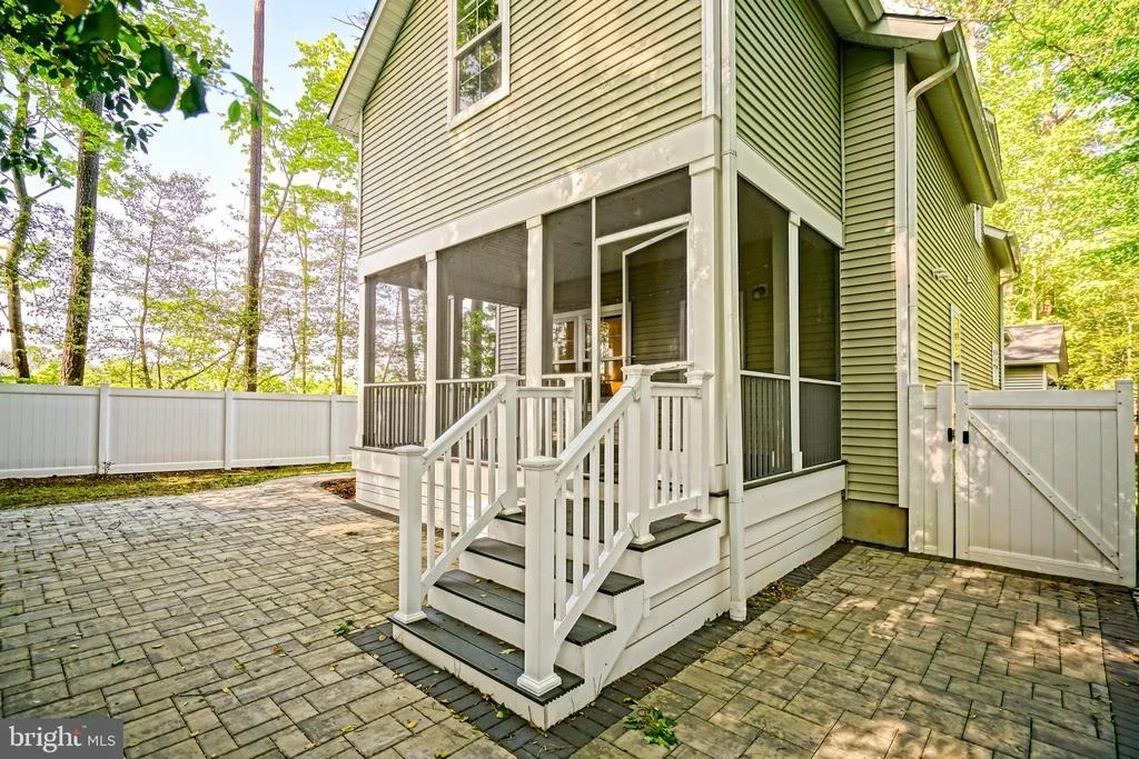 Photo of 35 AINTREE DRIVE