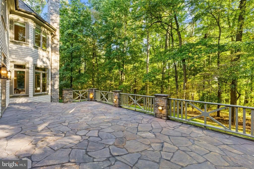 Photo of 3137 BLENDON ROAD
