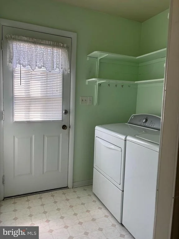 Photo of 3900 HARRISON CIRCLE