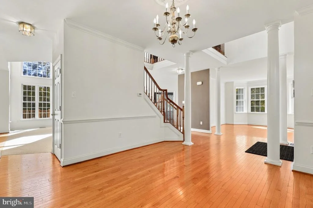 Photo of 6152 MONTGOMERY ROAD