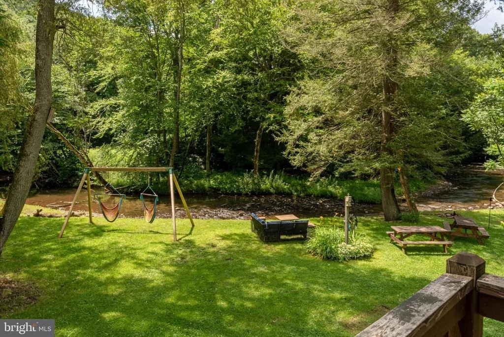 Photo of 4838 BEAR CREEK ROAD