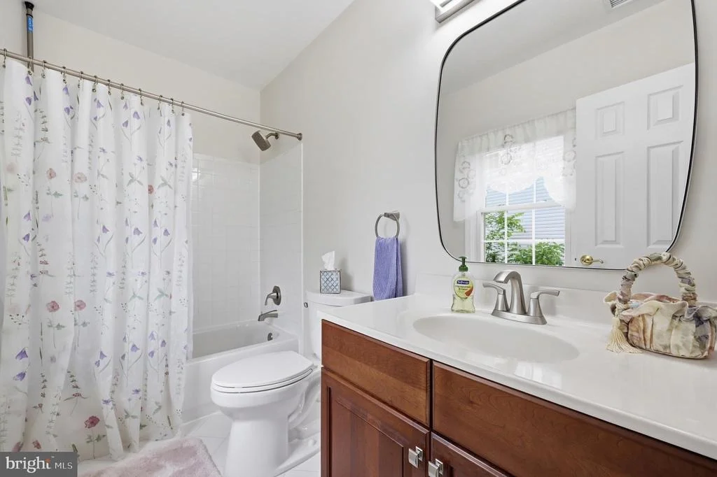 Photo of 5019 TOTHILL