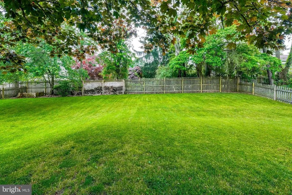 Photo of 10491 FAIR OAKS