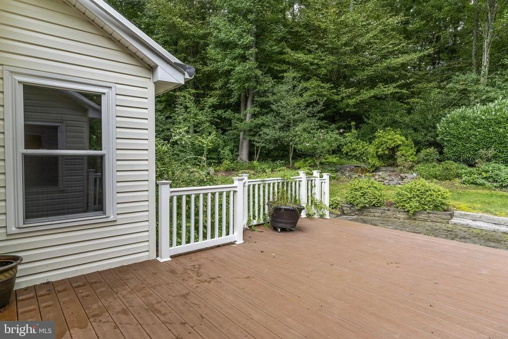 Photo of 8095 SETTLE COURT