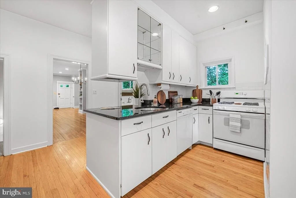 Photo of 4651 Q STREET NW